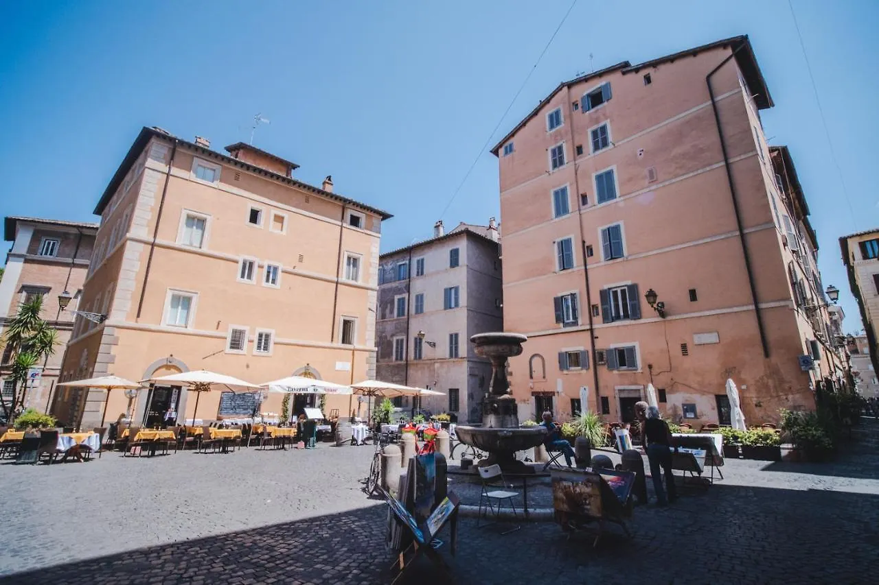 La Vetrina, The Renaissance Charme Of Piazza Navona Apartment Rome Italy
